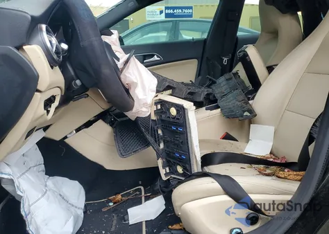 2016 Mercedes-Benz Cla 250 z USA, uszkodzony, nr VIN WDDSJ4EBXGN339150